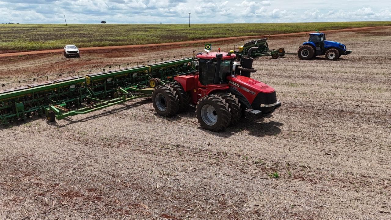 Modern Tractor